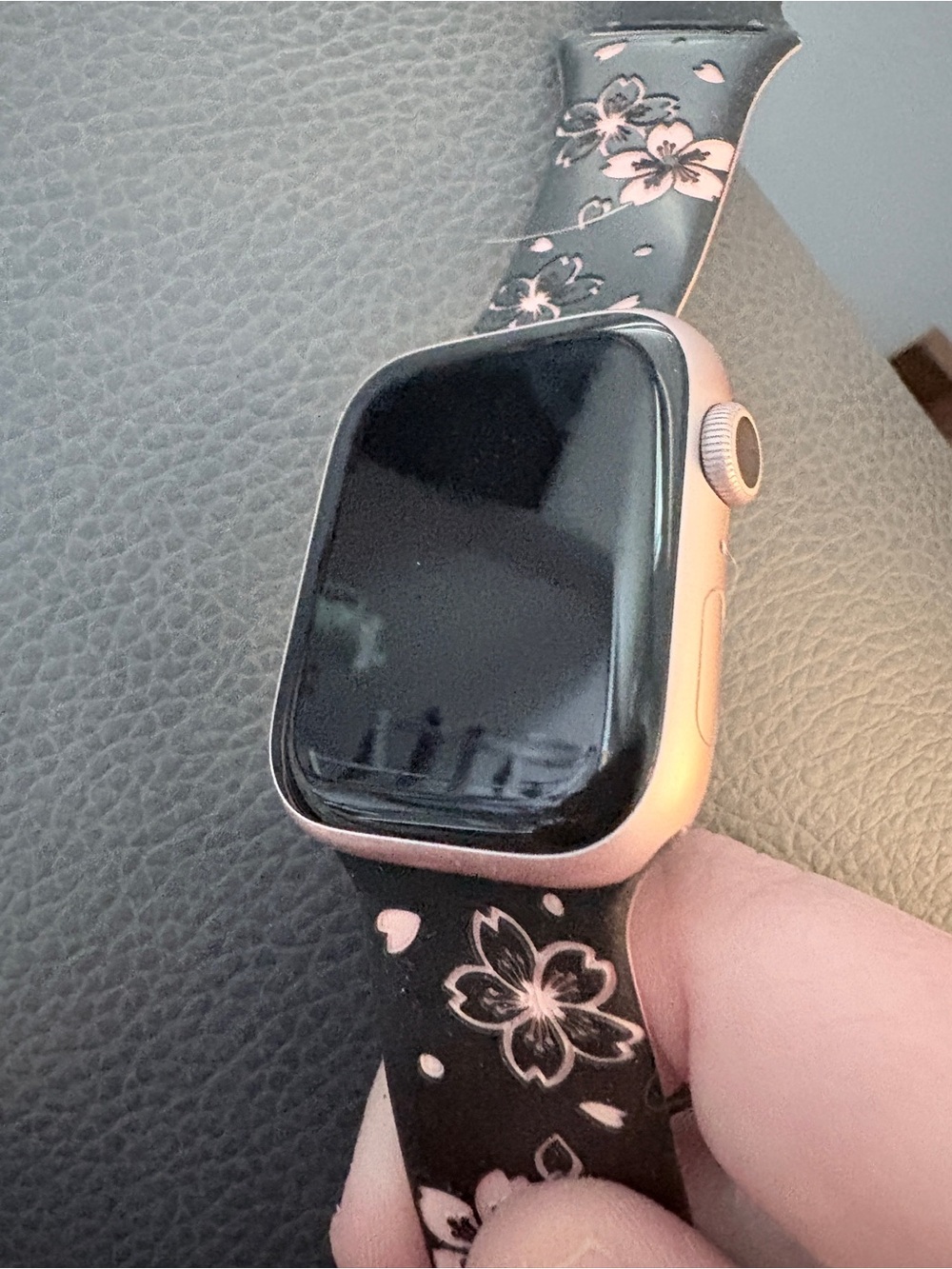 Series 9 45mm Apple Watch with Black Silicone Band and Pink Floral Print - Picture 2 of 7